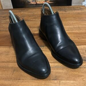 Everlane Ankle Bootie Italy Shoes
Leather Slip-On Black Dress boot 6.5